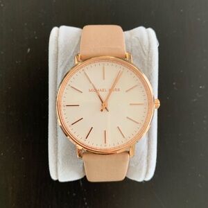 Michael Kors rose gold leather strap watch